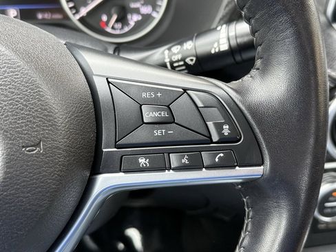 Used 2021 Nissan Sentra SV image 27