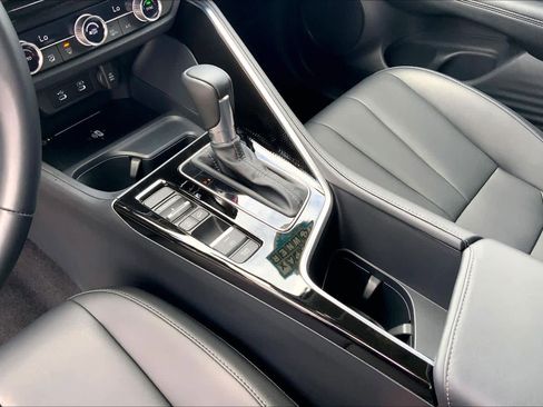 Used 2025 Acura ADX FWD image 15