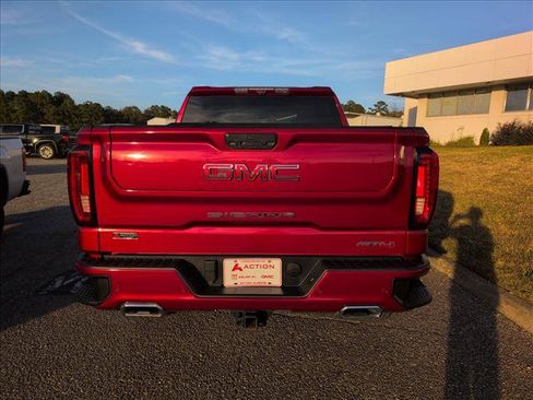 Used 2024 GMC Sierra 1500 AT4 w/ Technology Package image 3