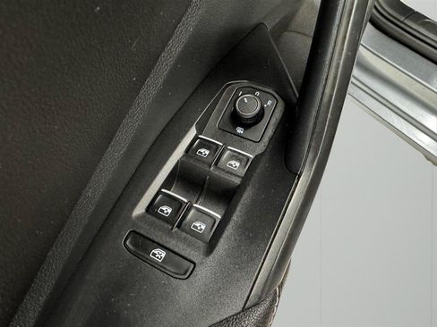 Used 2025 Volkswagen Jetta S FWD image 13