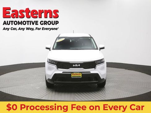 Used 2023 Kia Sorento LX FWD image 48
