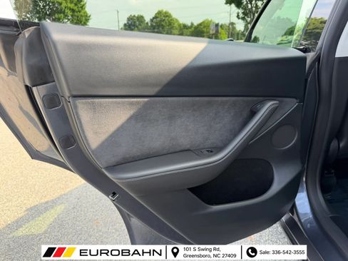 Used 2023 Tesla Model Y Long Range AWD/4WD image 10
