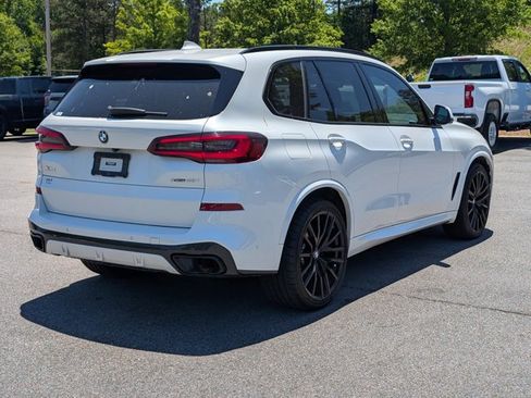 Used 2022 BMW X5 xDrive40i w/ M Sport Package AWD/4WD image 8