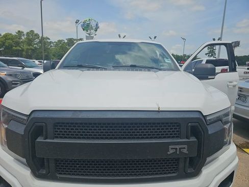 Used 2018 Ford F150 XLT w/ Equipment Group 302A Luxury AWD/4WD image 11