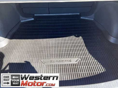 Used 2023 Toyota Corolla LE image 5