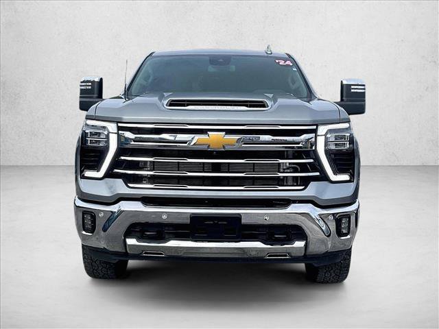 Certified 2024 Chevrolet Silverado 2500 LTZ w/ LTZ Convenience Package AWD/4WD image 3