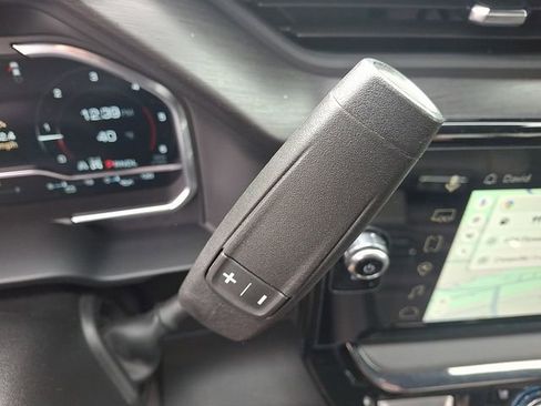 Used 2024 GMC Sierra 2500 AT4 w/ AT4 Premium Plus Package image 14