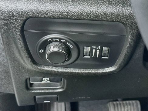 Used 2024 Jeep Grand Cherokee Altitude AWD/4WD image 20