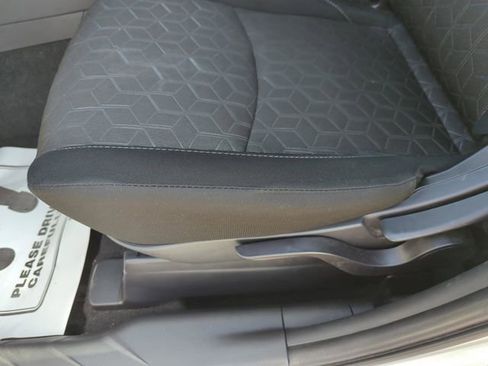Used 2021 Mitsubishi Outlander Sport FWD image 31