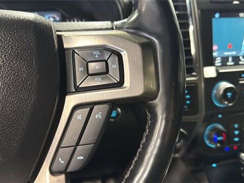 Used 2017 Ford F150 Platinum w/ Equipment Group 701A Luxury image 13