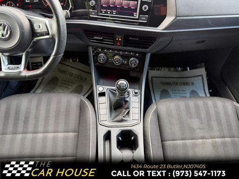 Used 2019 Volkswagen Jetta GLI FWD image 28