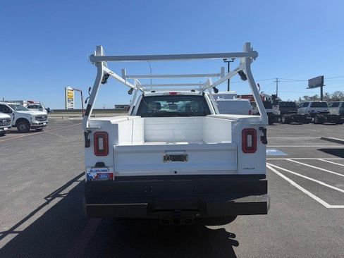 New 2025 Ford F250 XL w/ XL Chrome Package image 7