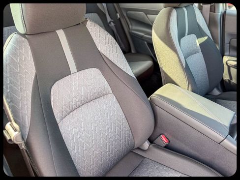 New 2026 Nissan Sentra SV w/ SV Convenience Package FWD image 17