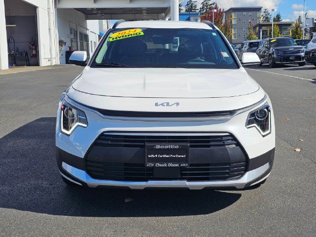 Certified 2024 Kia Niro EX w/ EX Cold Weather Package FWD image 9