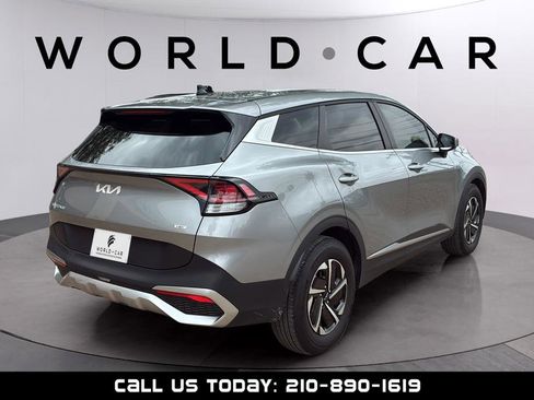 Used 2025 Kia Sportage LX FWD image 17