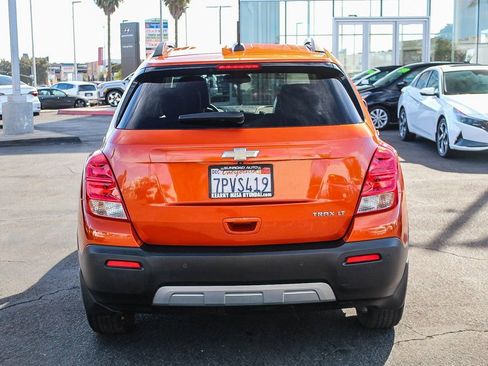 Used 2015 Chevrolet Trax LT w/ LT Sun and Sound Package image 8