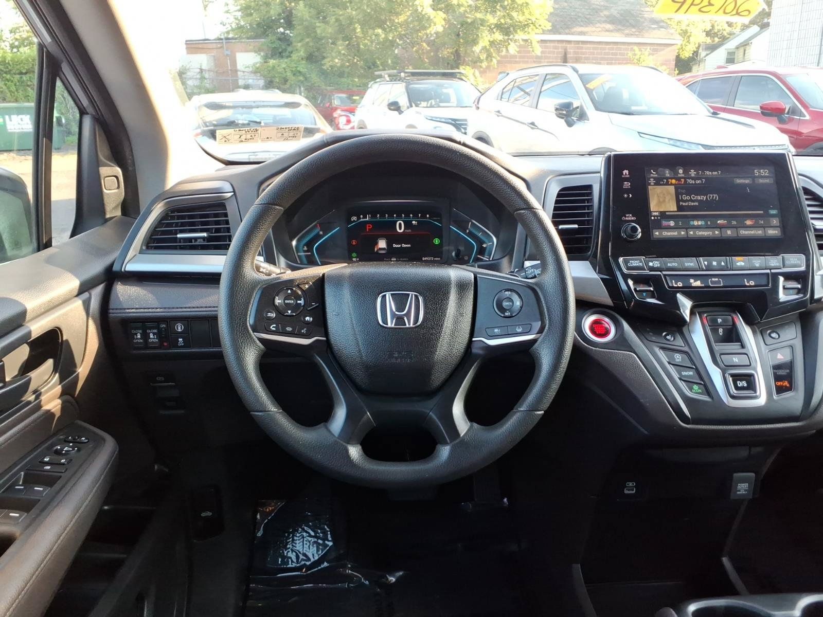 Used 2022 Honda Odyssey EX image 13