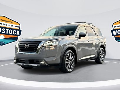 Used 2022 Nissan Pathfinder Platinum w/ Cargo Package
