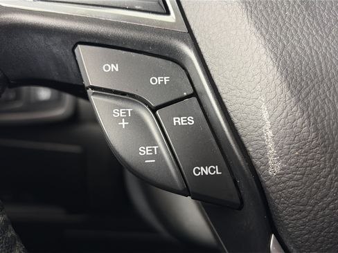 Used 2023 Ford Edge SEL w/ Sport Appearance Package AWD/4WD image 32