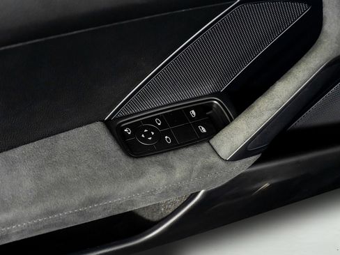 Used 2024 Porsche 911 Carrera GTS w/ Premium Package image 45