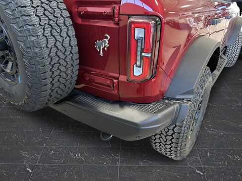 New 2026 Ford Bronco Badlands w/ Sasquatch Package AWD/4WD image 33