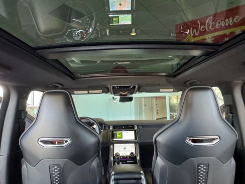 Used 2022 Land Rover Range Rover Sport SVR image 27