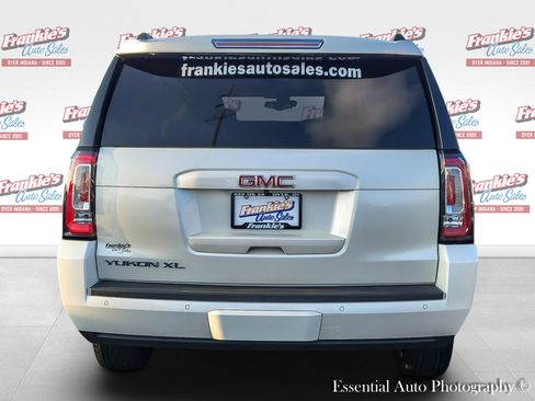 Used 2015 GMC Yukon XL SLT w/ Open Road Package image 4