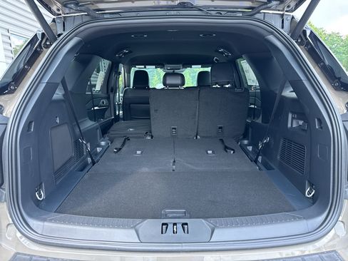 New 2026 Ford Explorer ST-Line w/ ST-Line Street Pack AWD/4WD image 7