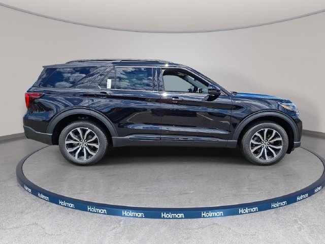 Used 2026 Ford Explorer ST-Line AWD/4WD image 3