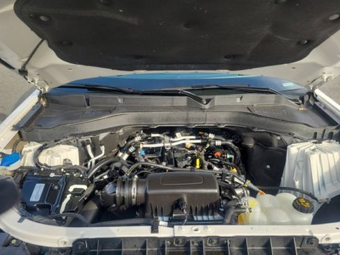 Used 2022 Ford Explorer Limited w/ Equipment Group 301A image 9
