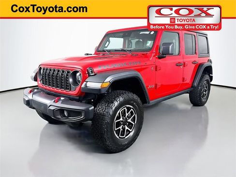 Used 2025 Jeep Wrangler Unlimited Rubicon image 1