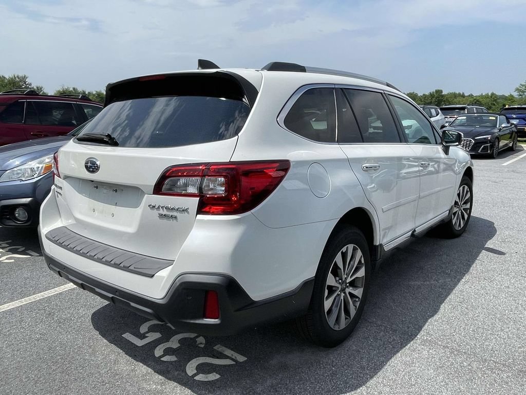 Used 2019 Subaru Outback 3.6R Touring w/ Popular Package #3A AWD/4WD image 4