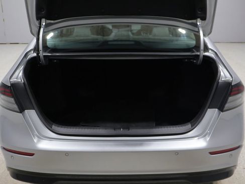 Used 2024 Honda Accord Touring image 4