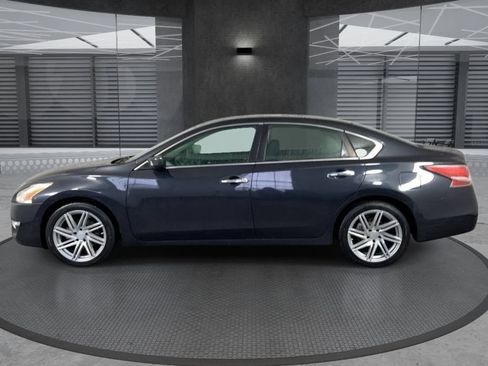Used 2015 Nissan Altima 2.5 S w/ Power Driver Seat Package FWD image 8