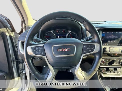 Used 2020 GMC Terrain Denali w/ Denali Premium Package image 9