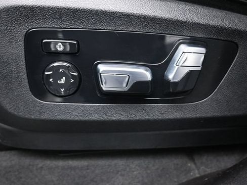 Used 2023 BMW X7 xDrive40i AWD/4WD image 11