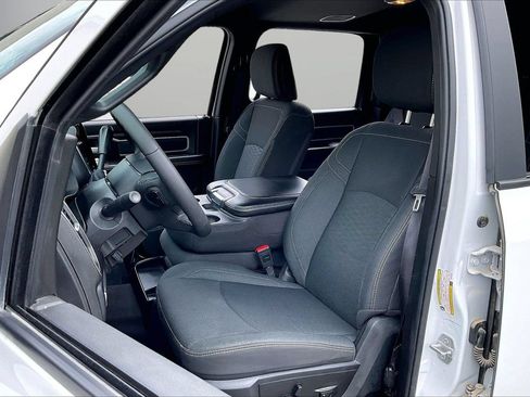 Used 2025 RAM 2500 Big Horn AWD/4WD image 21
