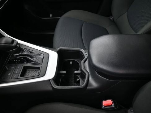 Used 2023 Toyota RAV4 LE image 20