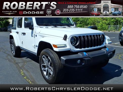 Certified 2024 Jeep Wrangler Unlimited w/ Technology Group AWD/4WD image 1