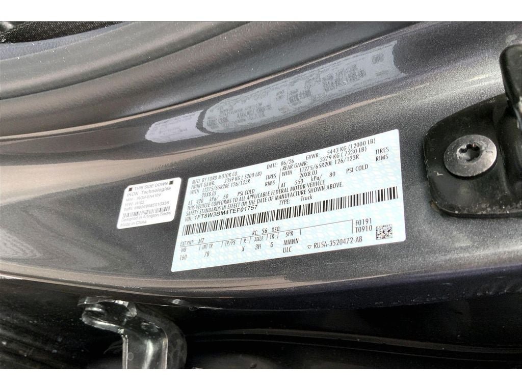 Used 2026 Ford F350 Platinum w/ FX4 Off-Road Package AWD/4WD image 14