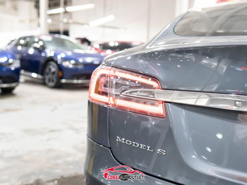 Used 2014 Tesla Model S 60 image 39