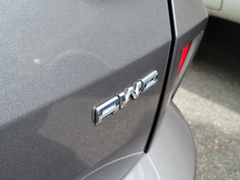 Used 2023 Ford Escape ST-Line AWD/4WD image 7