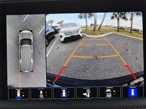 Certified 2022 Chevrolet Suburban RST w/ Luxury Package image 28