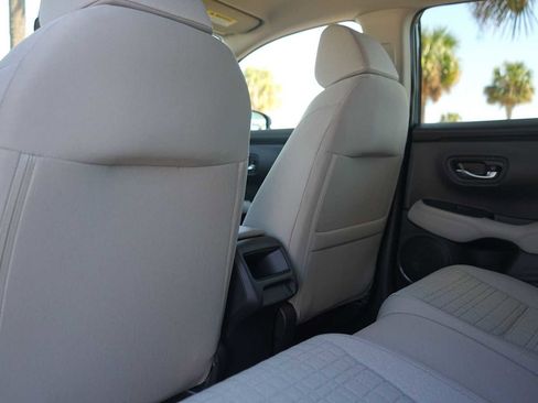 New 2026 Honda HR-V LX image 12