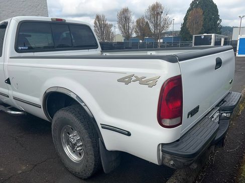 Used 2000 Ford F250 XLT image 4