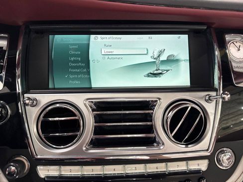 Used 2017 Rolls-Royce Dawn image 86