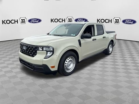 Used 2025 Ford Maverick XL w/ Equipment Group 102A AWD/4WD image 3
