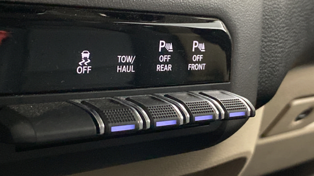 Used 2020 RAM 1500 Big Horn AWD/4WD image 34