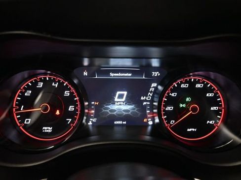 Used 2022 Dodge Charger SXT w/ Blacktop Package AWD/4WD image 5