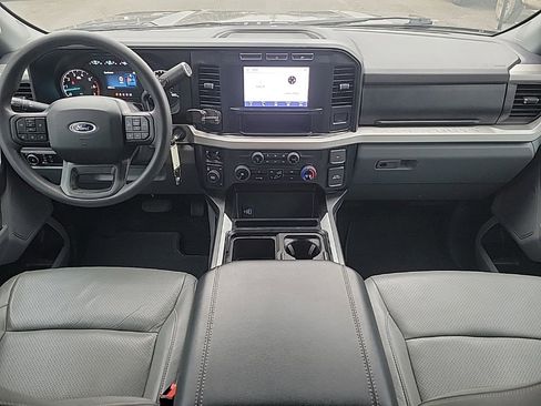 Used 2023 Ford F250 XLT w/ Snow Plow Prep Package image 16